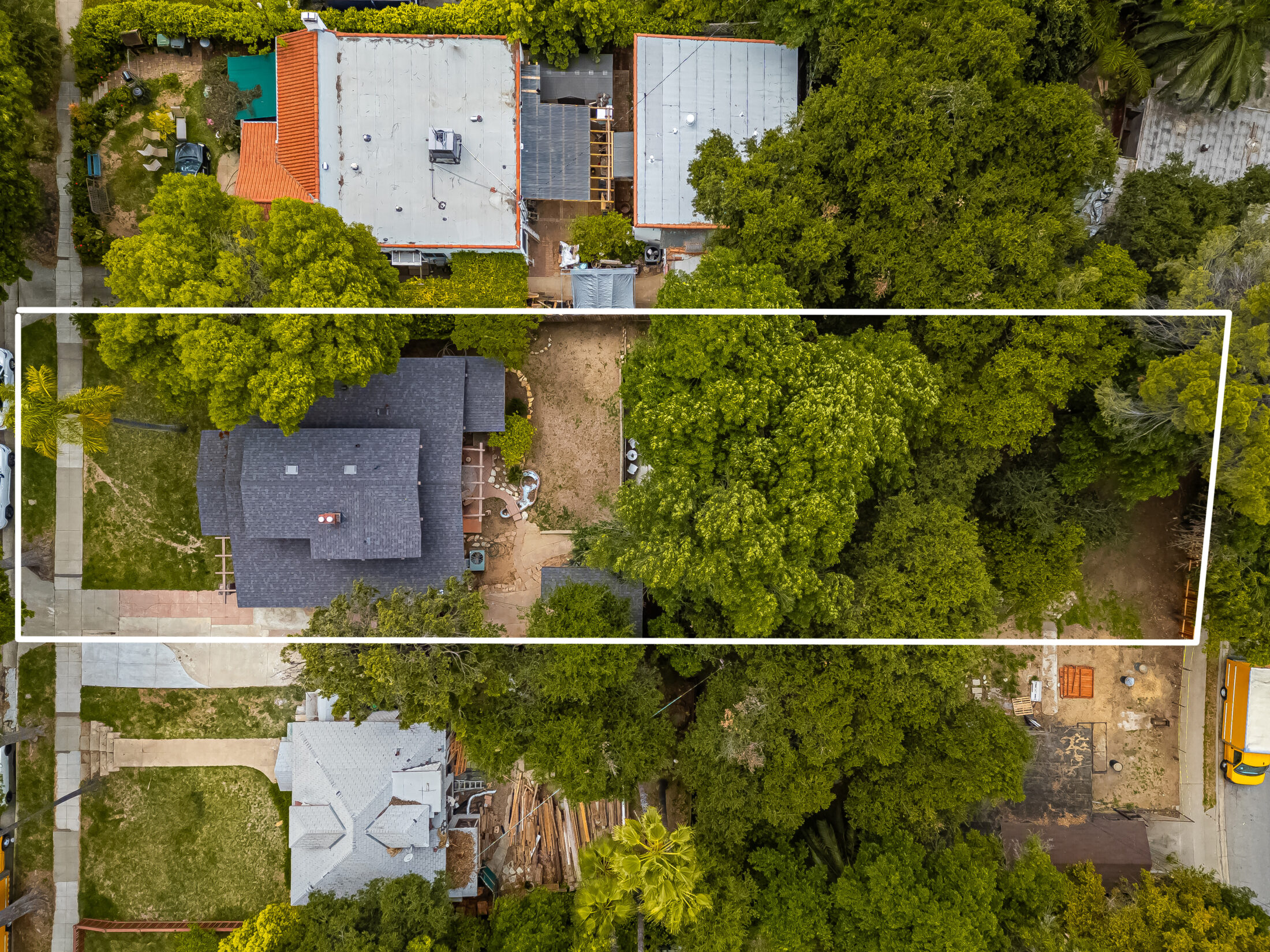 1559 Diamond Lot Perimteter